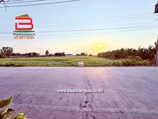 Terreno en venta en Sai Noi, Nonthaburi