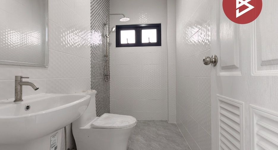 For sale 3 ベッドルーム house in Mueang Chachoengsao, Chachoengsao
