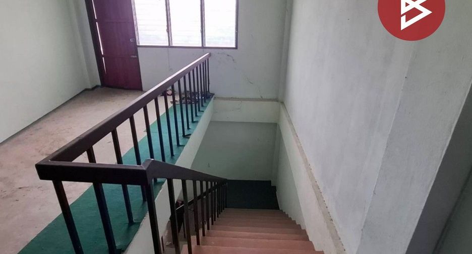À vendre 2 chambres local commercial à At Samat, Roi Et