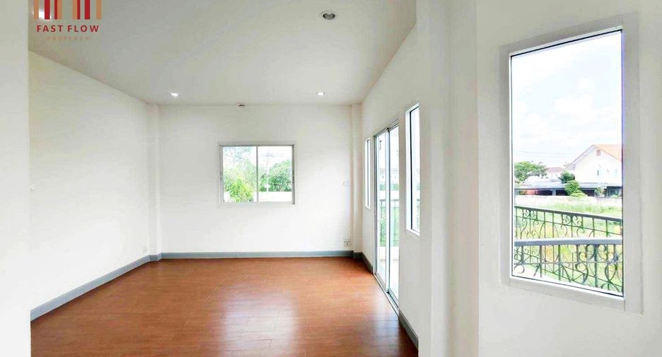 For sale 3 bedrooms house in Sai Mai, Bangkok