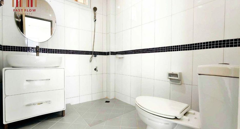 For sale 3 bedrooms house in Sai Mai, Bangkok