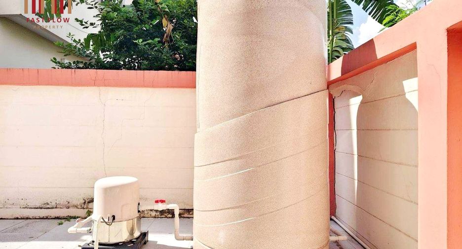 For sale 3 bedrooms house in Sai Mai, Bangkok