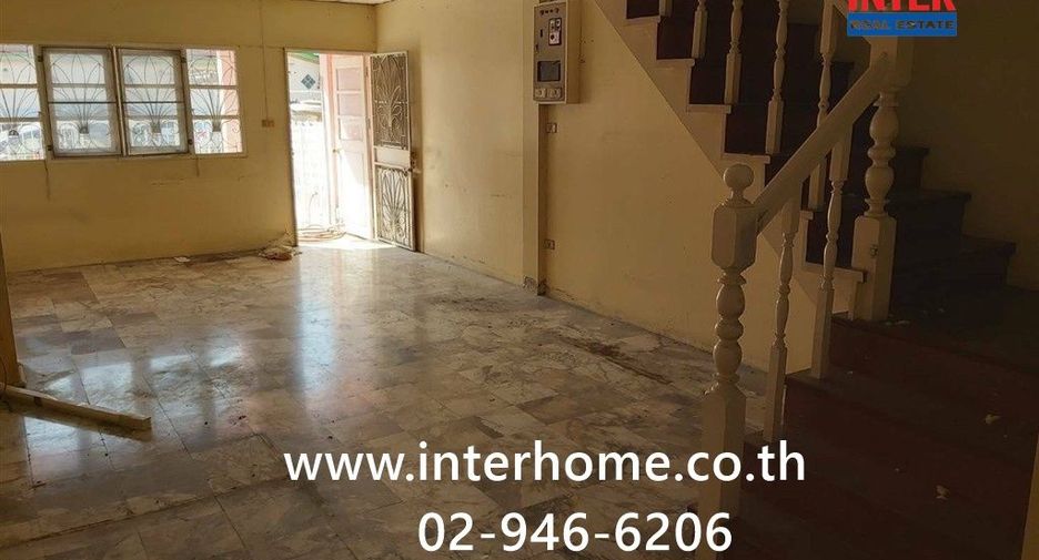 For sale 2 bedrooms townhouse in Khlong Sam Wa, Bangkok