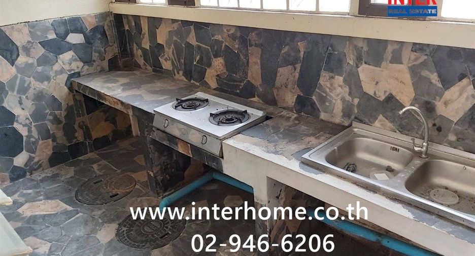 For sale 2 bedrooms townhouse in Khlong Sam Wa, Bangkok