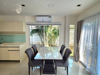 Haus zur Miete mit 4 Zimmer in Mueang Chiang Mai, Chiang Mai