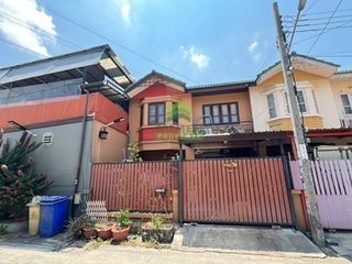 For sale 4 bedrooms townhouse in Bang Khun Thian, Bangkok