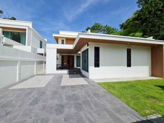 For sale 4 bedrooms house in Bang Lamung, Chonburi