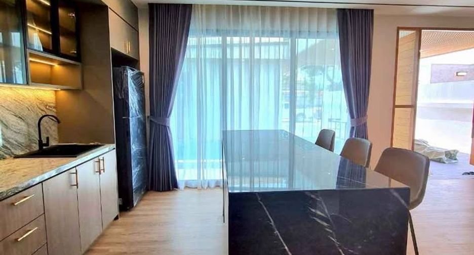 Haus zum Kauf mit 4 Zimmer in Jomtien, Pattaya