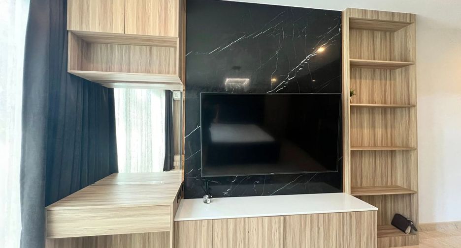 For sale 4 bedrooms house in Sattahip, Chonburi