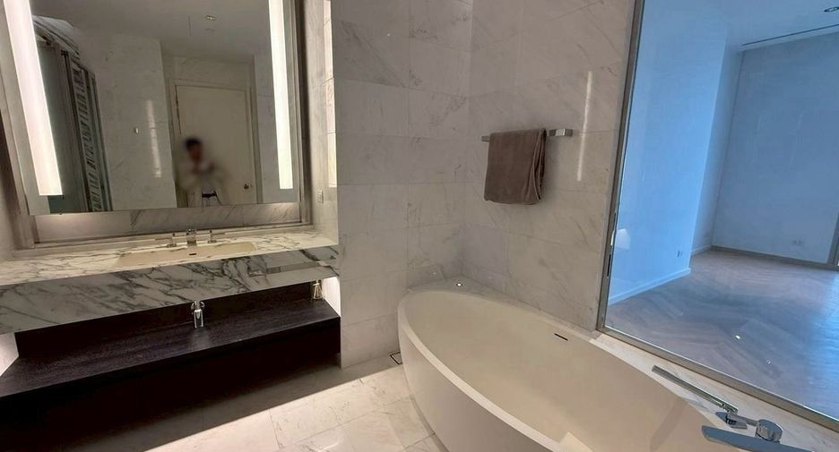 For rent 2 bedrooms condo in Bang Kho Laem, Bangkok