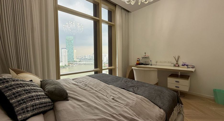 For rent 3 bedrooms condo in Bang Kho Laem, Bangkok