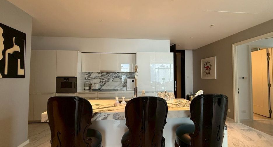 For rent 3 bedrooms condo in Bang Kho Laem, Bangkok