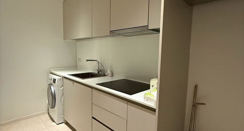 For rent 3 bedrooms condo in Bang Kho Laem, Bangkok
