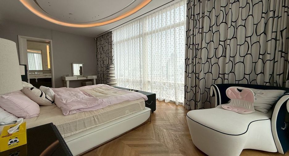 For rent 3 bedrooms condo in Bang Kho Laem, Bangkok