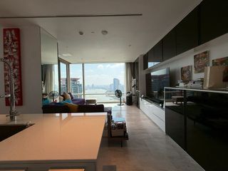 À louer 2 chambres condo à Bang Kho Laem, Bangkok