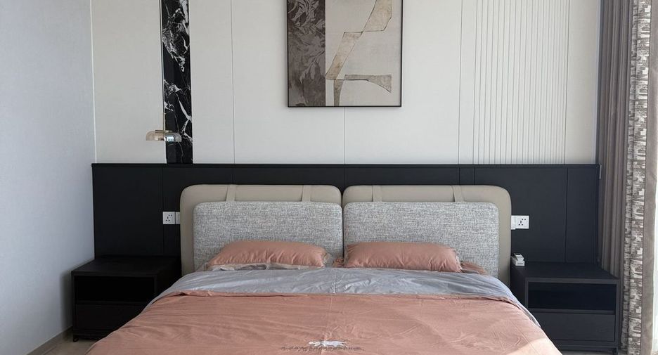 For rent 4 bedrooms condo in Bang Kho Laem, Bangkok