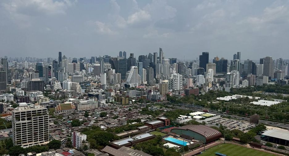 For rent 3 bedrooms condo in Sathon, Bangkok