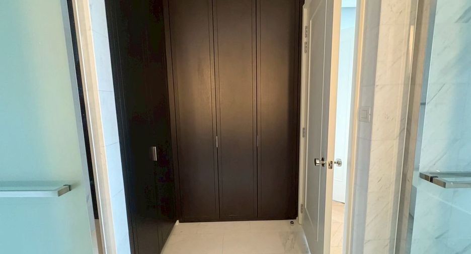 For sale 2 bedrooms condo in Bang Kho Laem, Bangkok