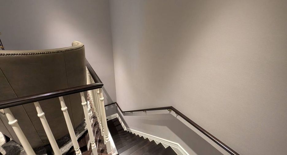 Condo en alquiler de 3 habitaciones en Pathum Wan, Bangkok