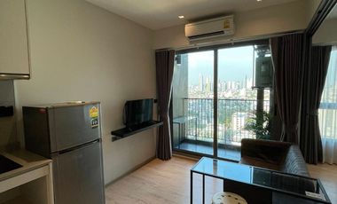 Condo en alquiler de 1 habitaciones en Thon Buri, Bangkok