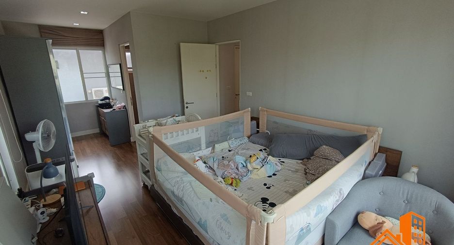 Haus zum Kauf mit 3 Zimmer in Khlong Sam Wa, Bangkok