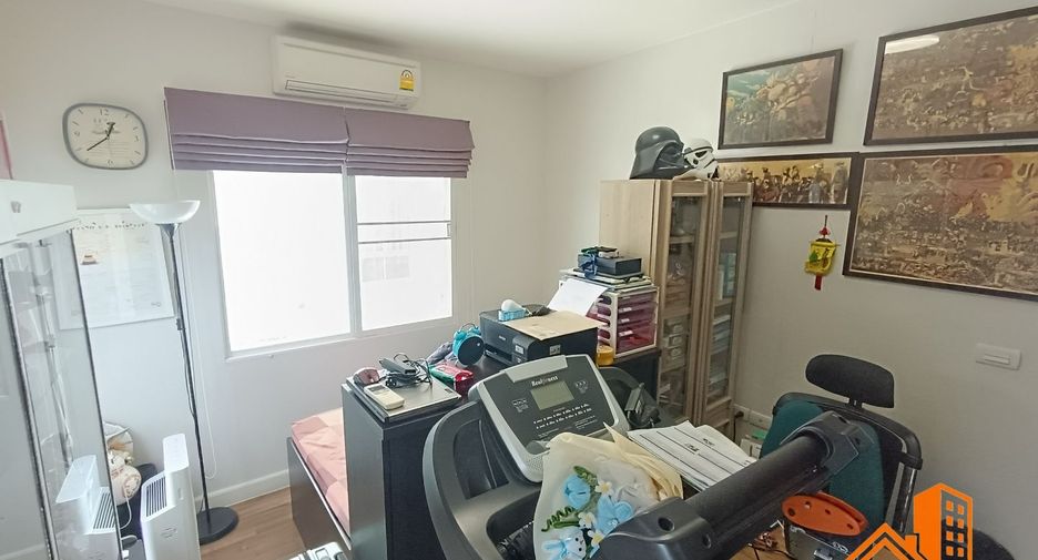 Haus zum Kauf mit 3 Zimmer in Khlong Sam Wa, Bangkok