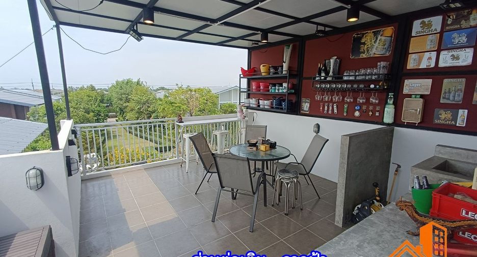 Haus zum Kauf mit 3 Zimmer in Khlong Sam Wa, Bangkok