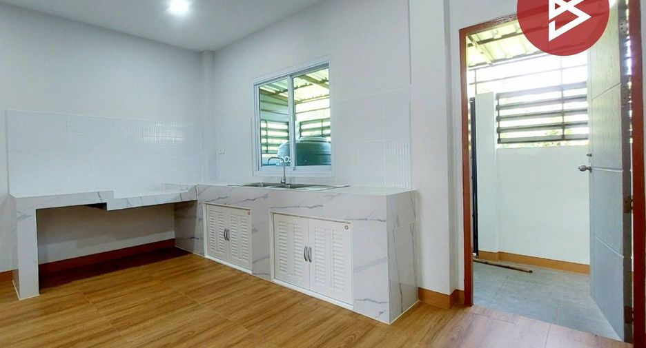 Casa adosada en venta de 2 habitaciones en Phon Phisai, Nong Khai