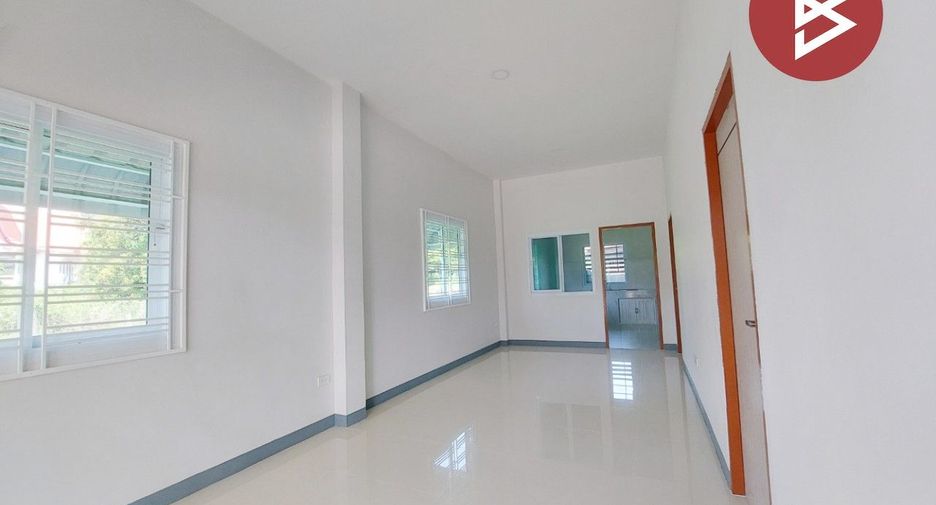 Casa adosada en venta de 2 habitaciones en Phon Phisai, Nong Khai