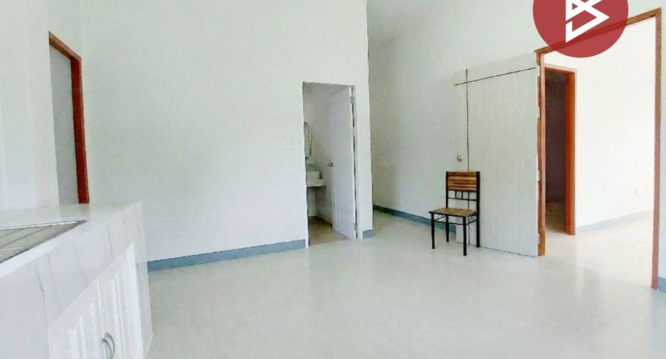Casa adosada en venta de 2 habitaciones en Phon Phisai, Nong Khai