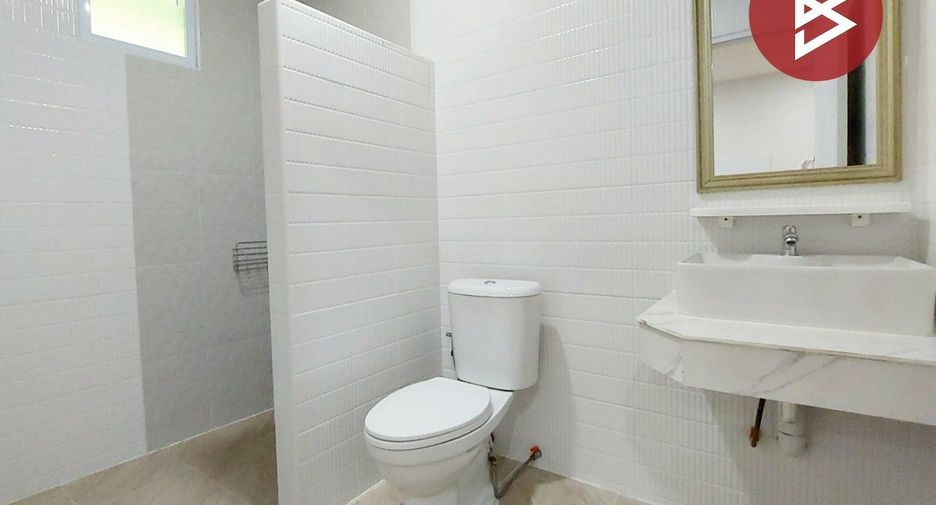 Casa adosada en venta de 2 habitaciones en Phon Phisai, Nong Khai