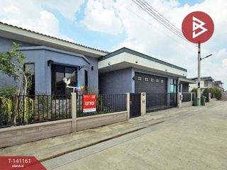 For sale 4 bedrooms house in Khlong Luang, Pathum Thani