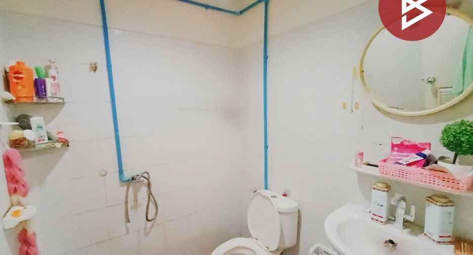 Casa adosada en venta de 3 habitaciones en Mueang Pathum Thani, Pathum Thani