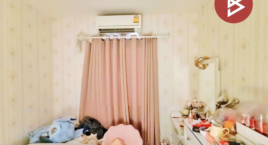 Casa adosada en venta de 3 habitaciones en Mueang Pathum Thani, Pathum Thani