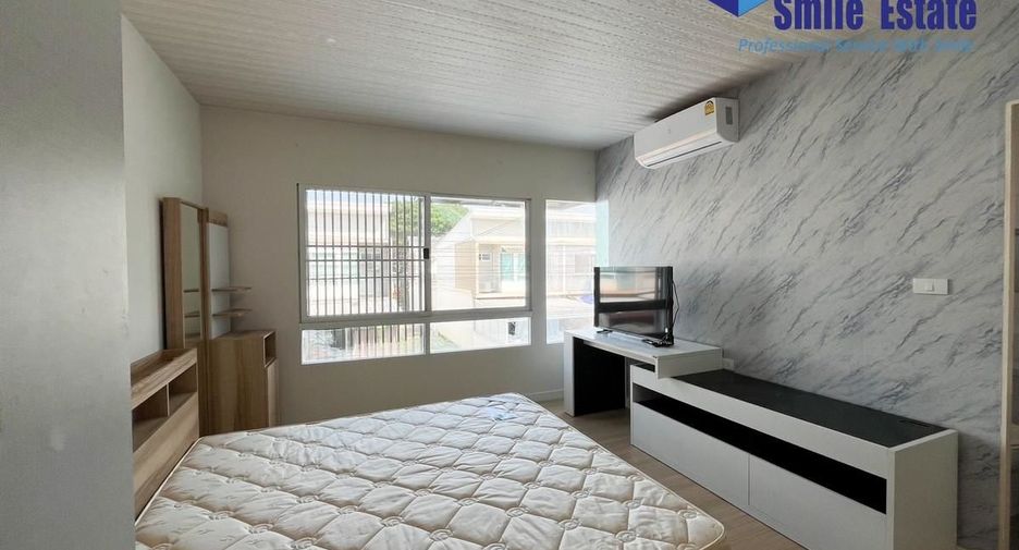 For rent 2 bedrooms townhouse in Bang Phli, Samut Prakan