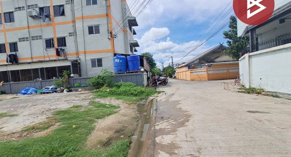 Terreno en venta en Khan Na Yao, Bangkok