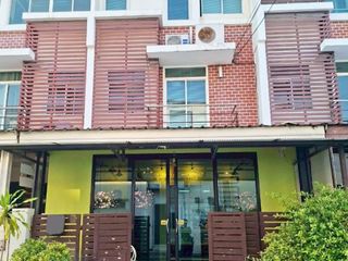 For sale 4 bedrooms townhouse in Bang Bon, Bangkok