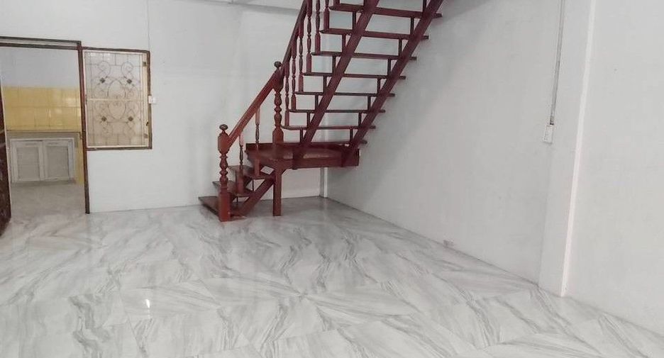 出售 2 卧室 联排别墅 在 Mueang Samut Prakan, Samut Prakan