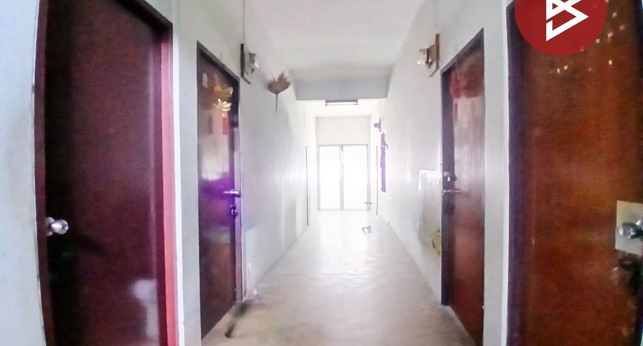 Gewerbefläche zum Kauf mit 3 Zimmer in Bang Kho Laem, Bangkok