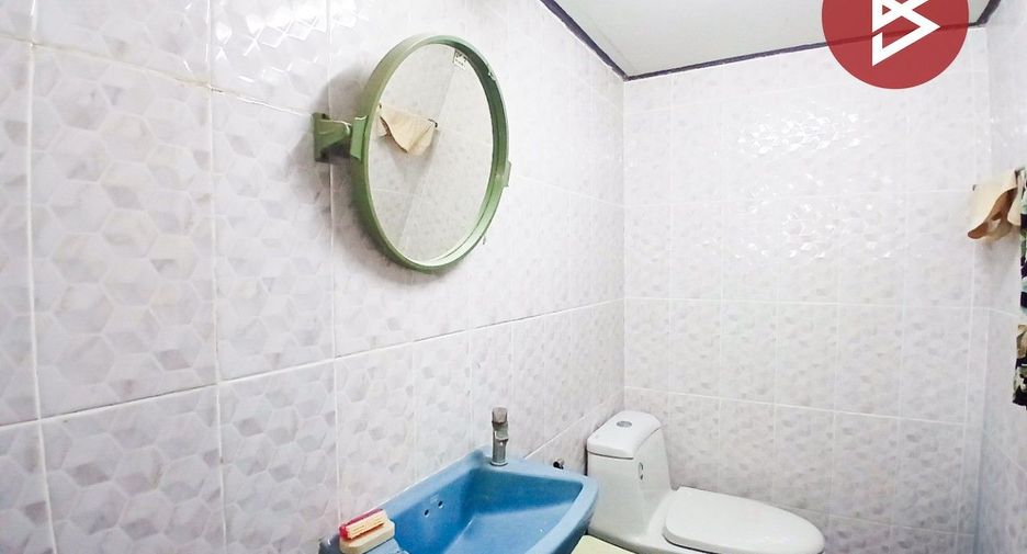 Gewerbefläche zum Kauf mit 3 Zimmer in Bang Kho Laem, Bangkok