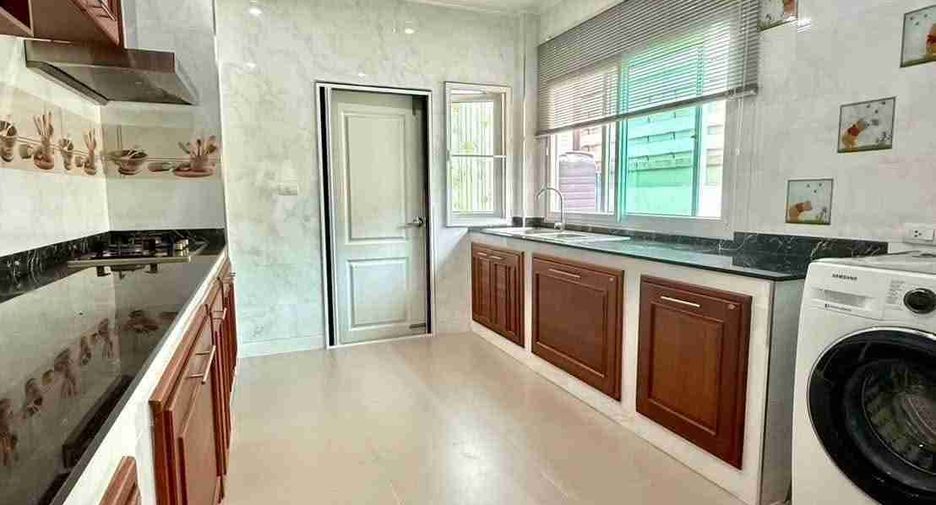 For rent 4 bedrooms house in Ban Khai, Rayong