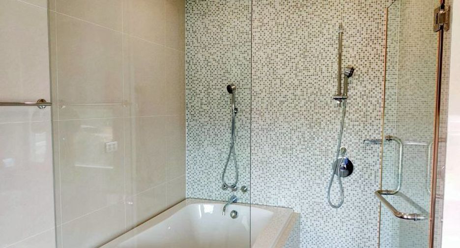 For rent 2 bedrooms condo in Sattahip, Chonburi