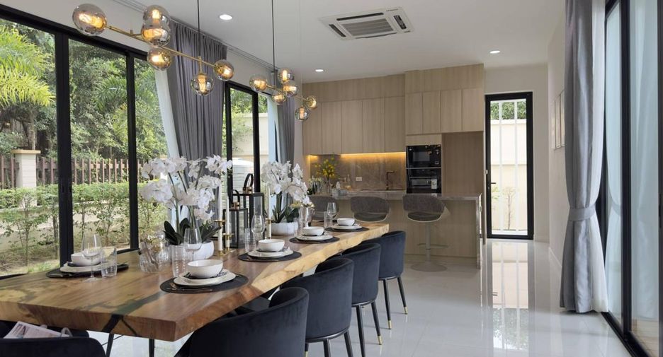 À vendre 4 chambres maison à Na Jomtien, Pattaya