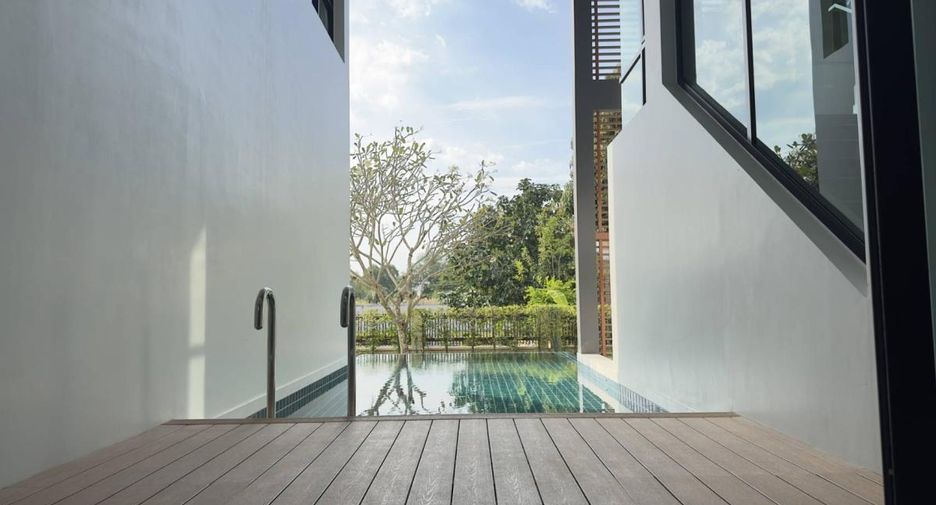 À vendre 4 chambres maison à Na Jomtien, Pattaya