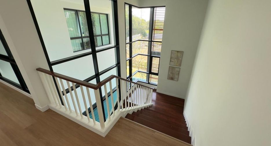 À vendre 4 chambres maison à Na Jomtien, Pattaya