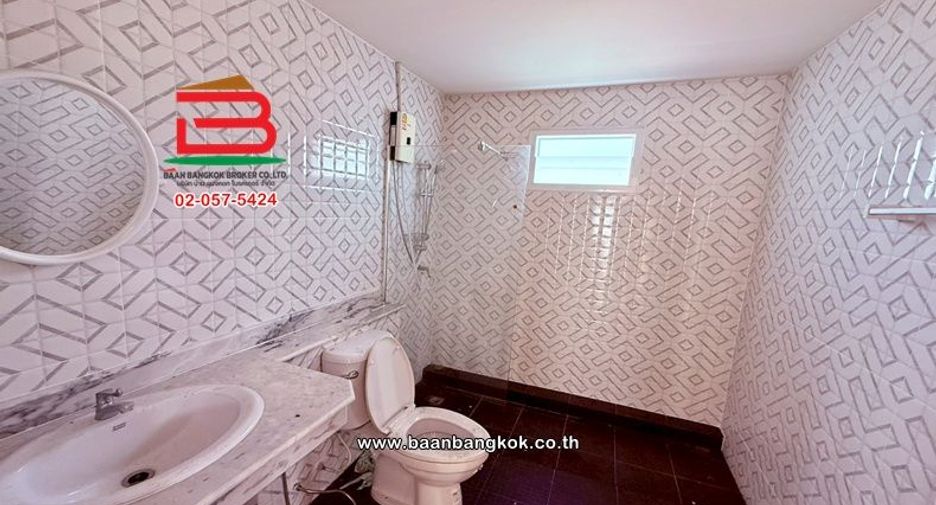 For rent そして for sale 3 ベッドルーム house in Khlong Luang, Pathum Thani