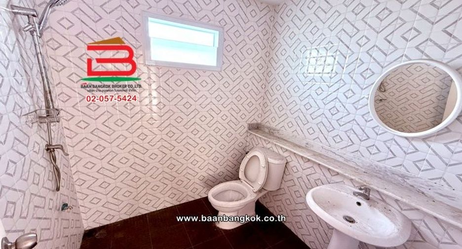 For rent そして for sale 3 ベッドルーム house in Khlong Luang, Pathum Thani
