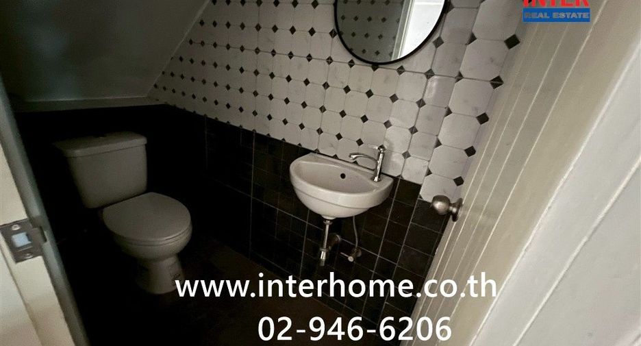 Local comercial en venta de 3 habitaciones en Khan Na Yao, Bangkok