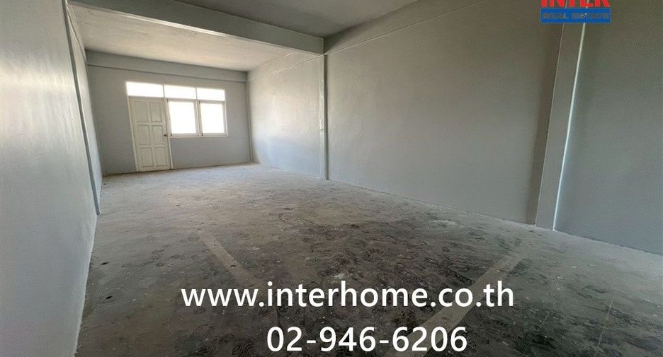 Local comercial en venta de 3 habitaciones en Khan Na Yao, Bangkok