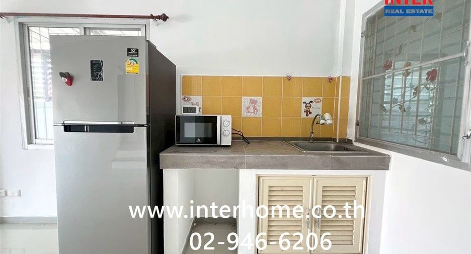 À vendre 2 chambres maison à Pluak Daeng, Rayong
